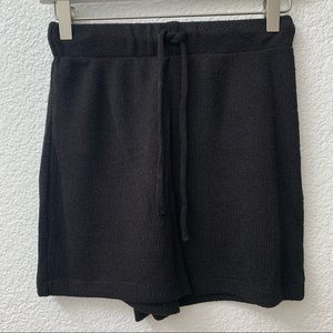 HM High Waisted 2 inch knit shorts